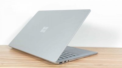 Microsoft Surface Laptop 2